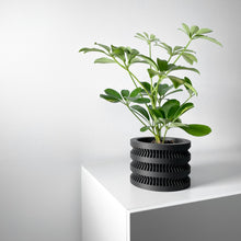 Stacked Rib Planter