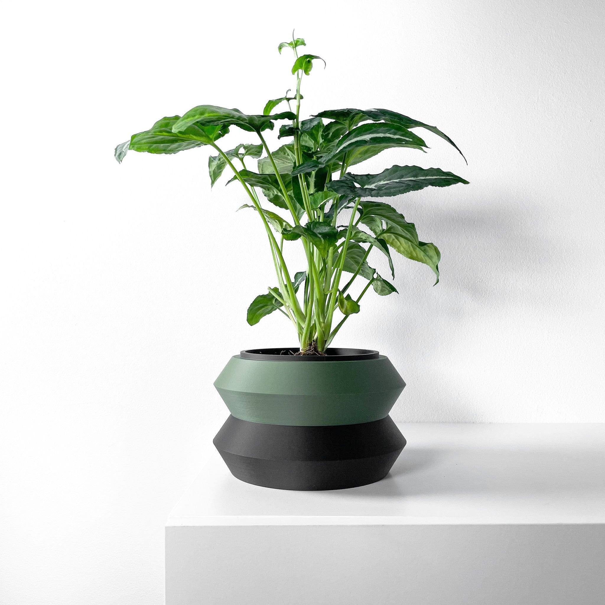 Stepped Rim Planter - 3D printed planter by Valence Objects