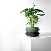 Stepped Rim Planter