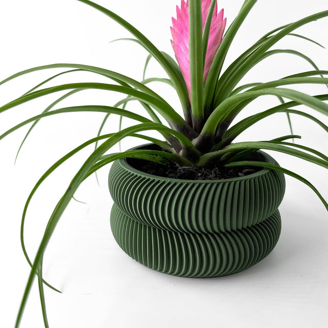 Ribbed Basin Planter