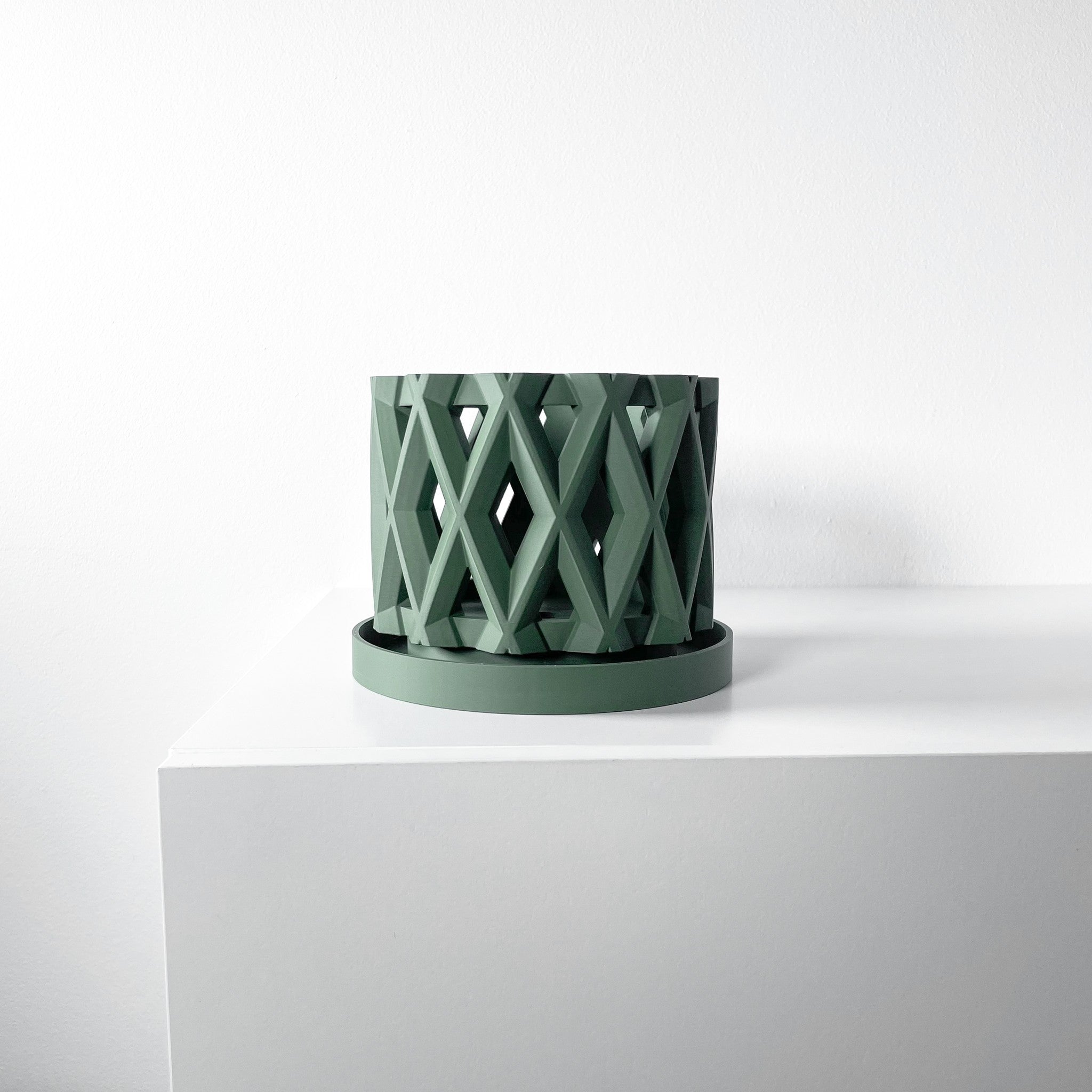 Diamond Lattice Orchid Planter - 3D printed planter by Valence Objects