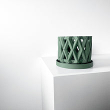 Diamond Lattice Orchid Planter