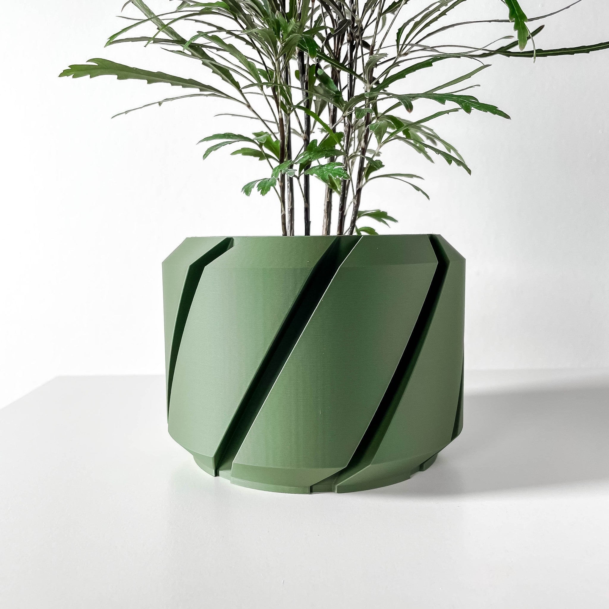 Slash Cut Planter - 3D printed planter by Valence Objects