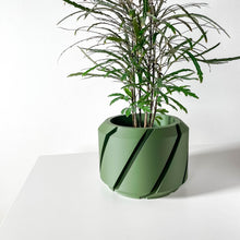 Slash Cut Planter