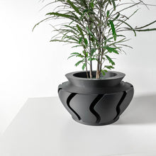 Wave Cut Planter