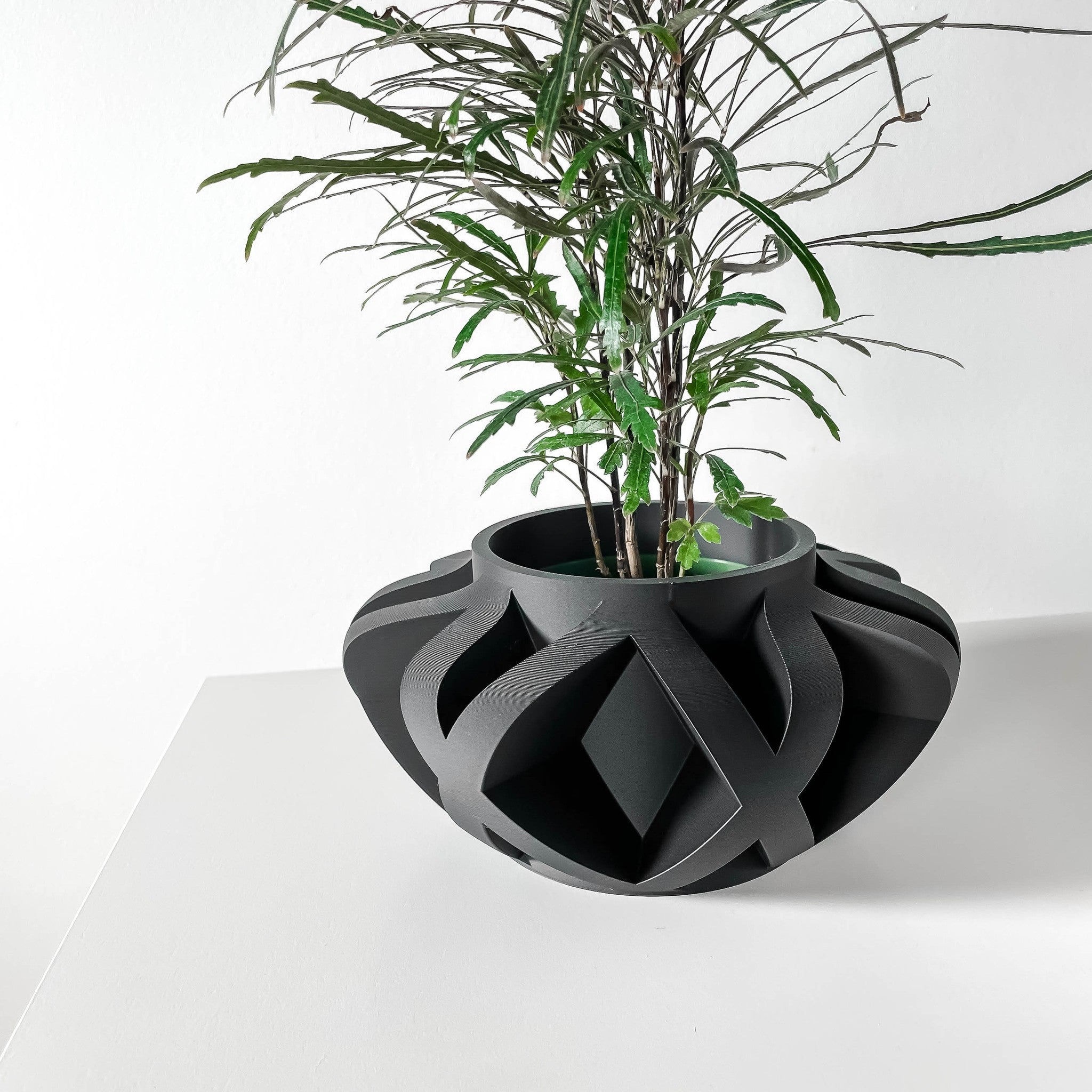 Swirl Sweep Planter - 3D printed planter by Valence Objects