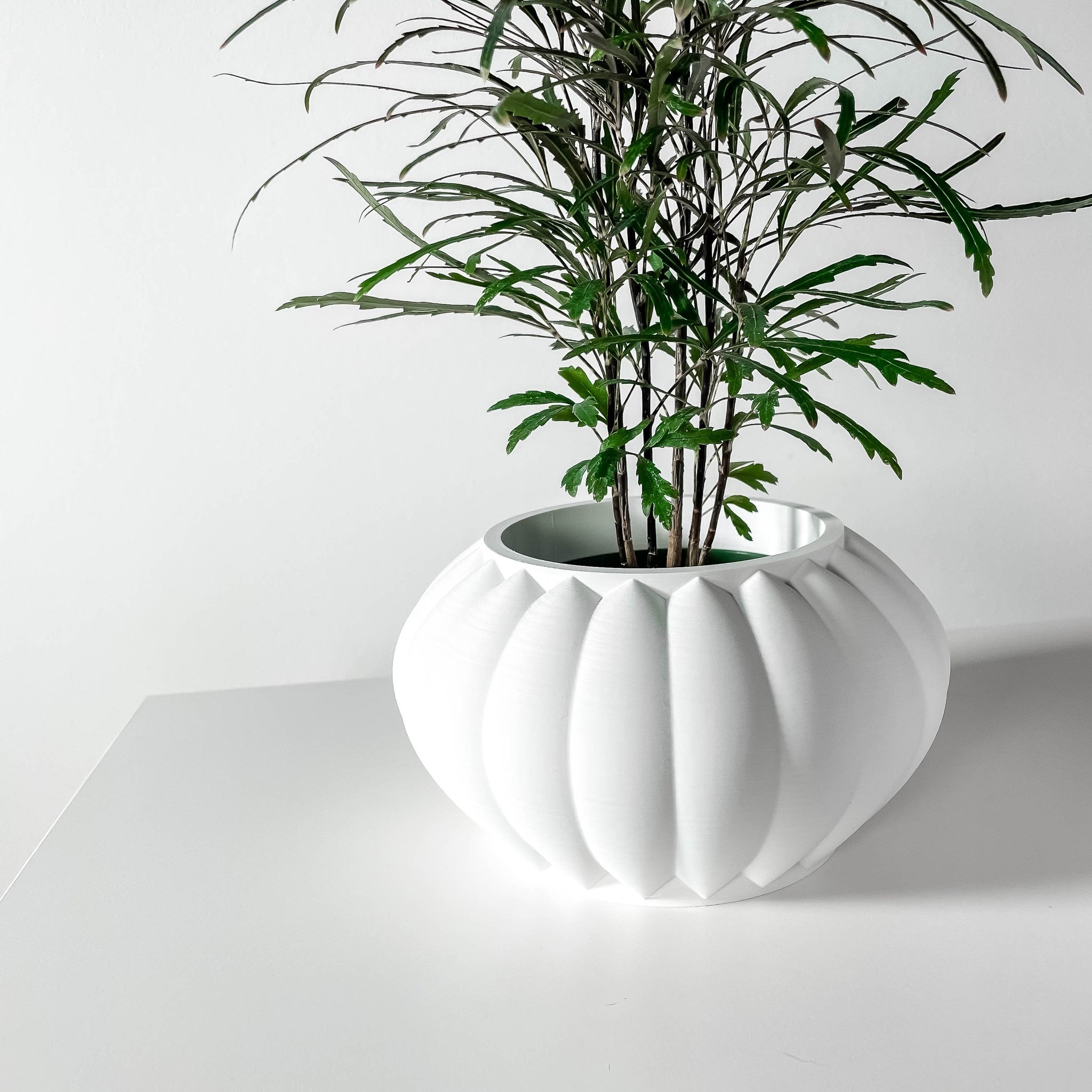 Lobed Bulb Planter - 3D printed planter by Valence Objects