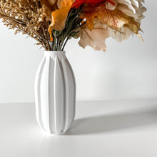 Slot Rib Vase