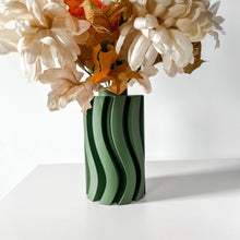 Wave Fin Vase