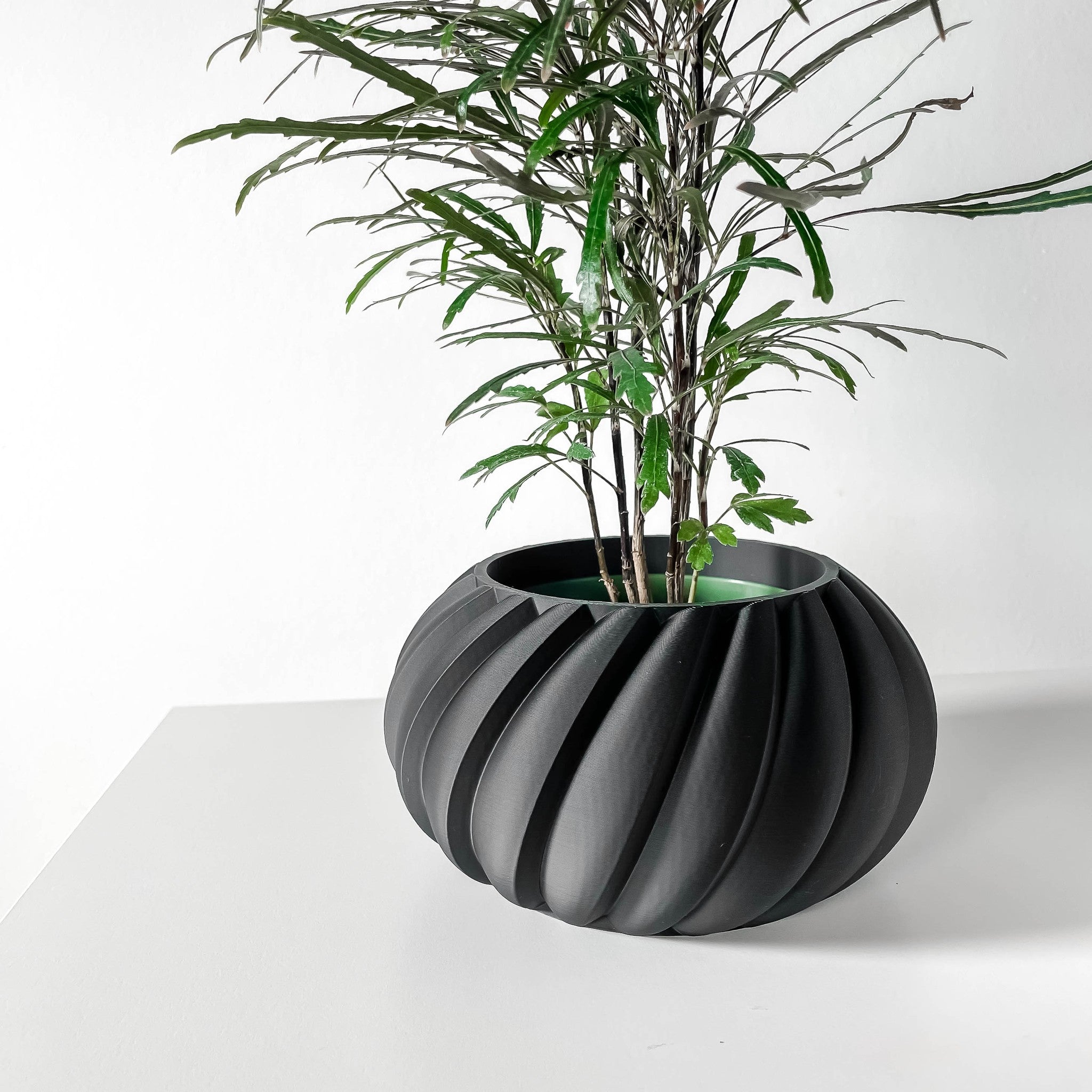 Swirl Rib Planter - 3D printed planter by Valence Objects