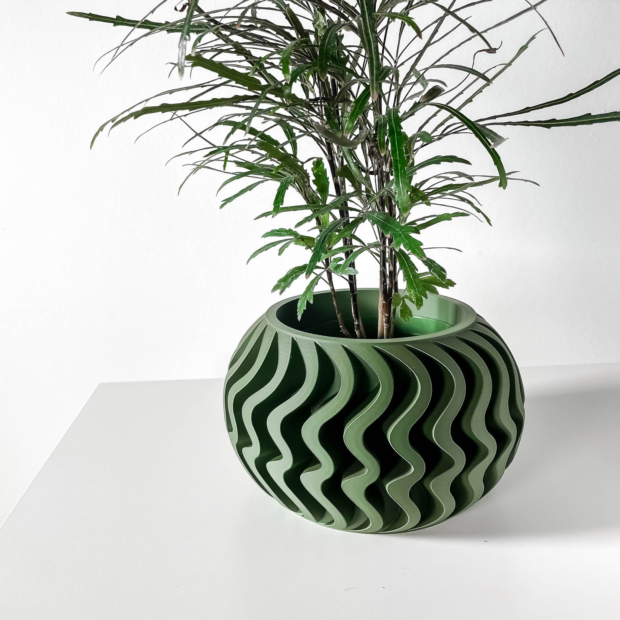 Ripple Fin Planter - 3D printed planter by Valence Objects