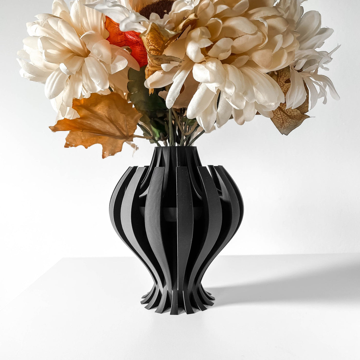 Fin Lobe Vase