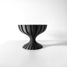 Twist Pedestal Stand