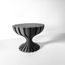 Twist Pedestal Stand