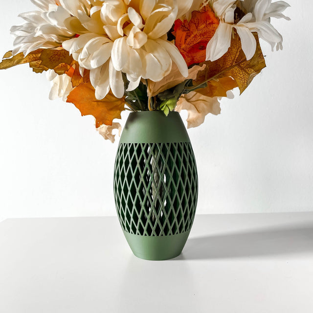 Diamond Mesh Vase