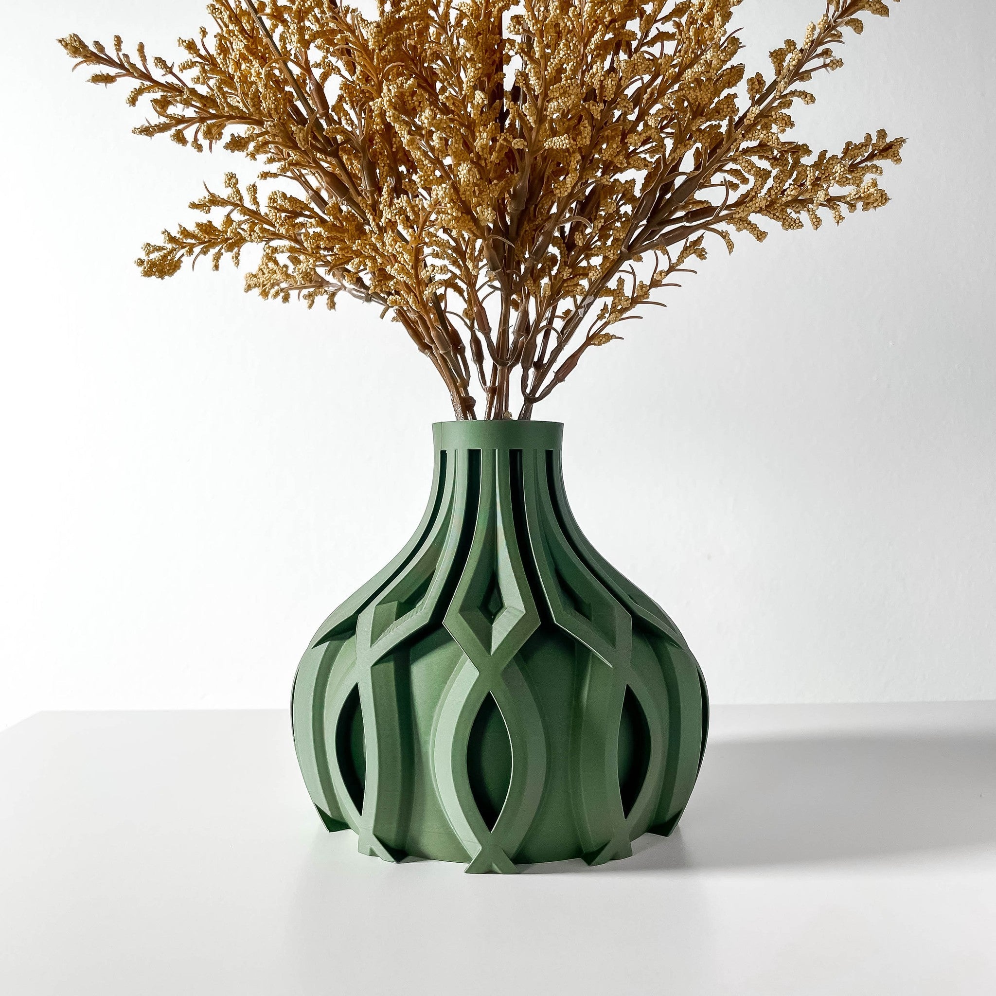 Fin Cage Vase - 3D printed vase by Valence Objects