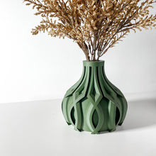 Fin Cage Vase