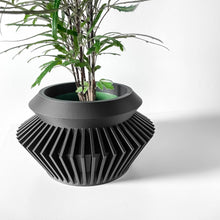 Radial Flare Planter