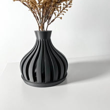 Fin Bulb Vase