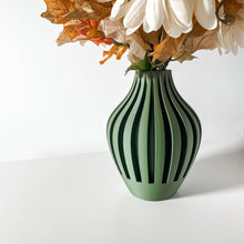 Slot Bulb Vase
