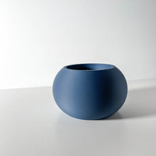 Smooth Orb Planter
