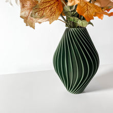 Pleat Hourglass Vase