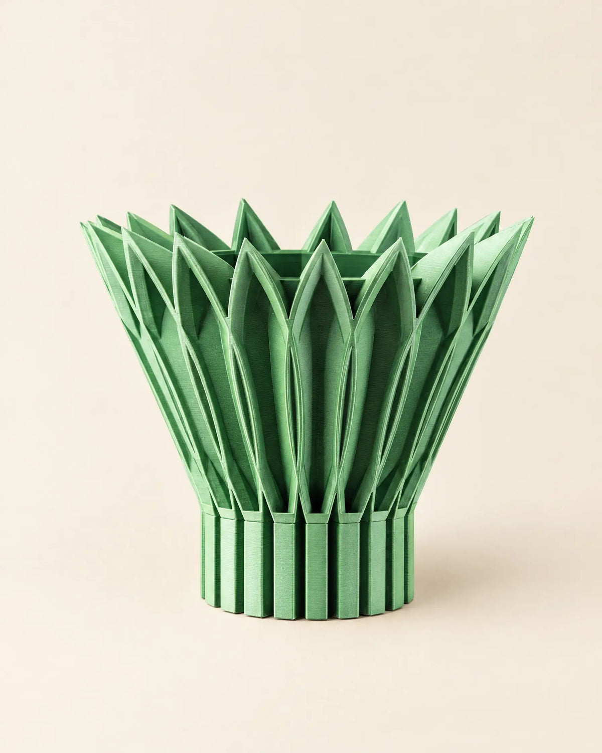 Blade Crown Planter