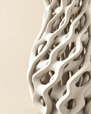 Chain Relief Vase – close-up of the printed texture