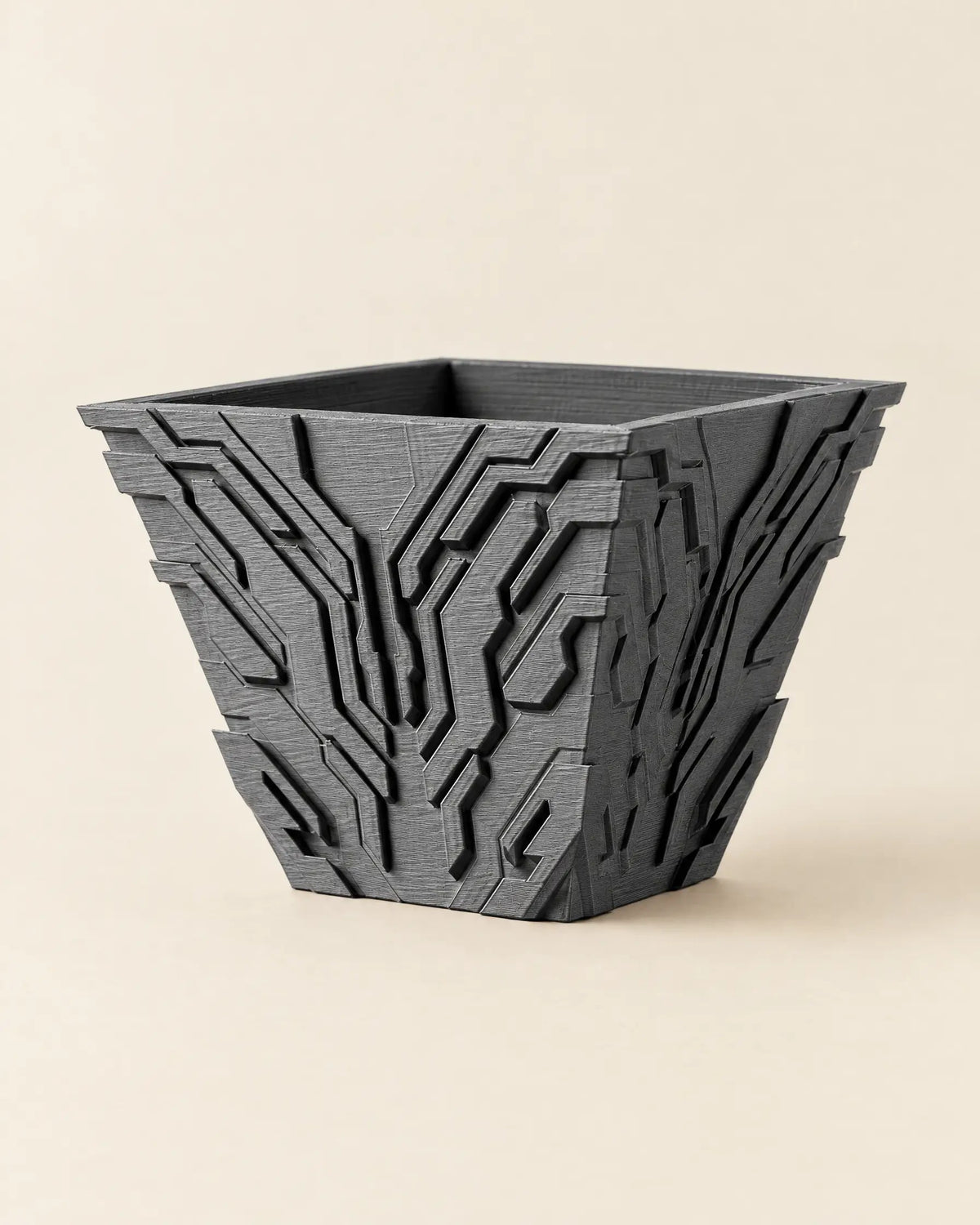 Circuit Relief Planter