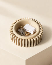 Comb Fin Bowl – styled in use