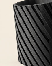 Diagonal Rib Vase – close-up of the printed texture