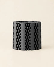 Diamond Net Planter – front view