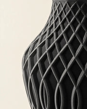 Diamond Net Vase – close-up of the printed texture