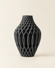 Diamond Net Vase – front view