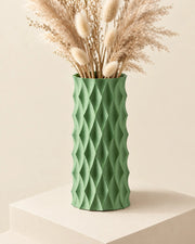 Diamond Quilt Vase – styled in use