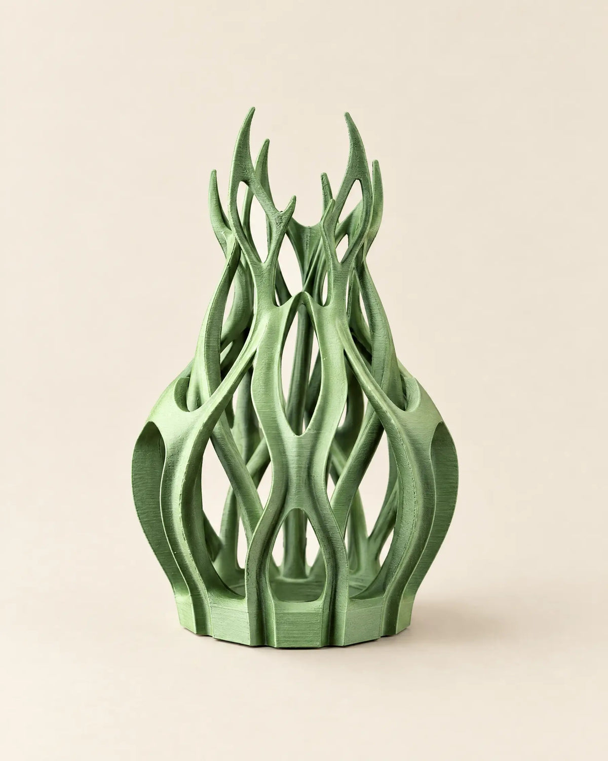 Drag Ribbon Vase