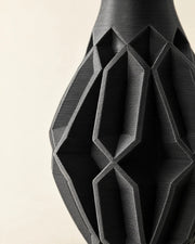 Facet Fin Vase – close-up of the printed texture