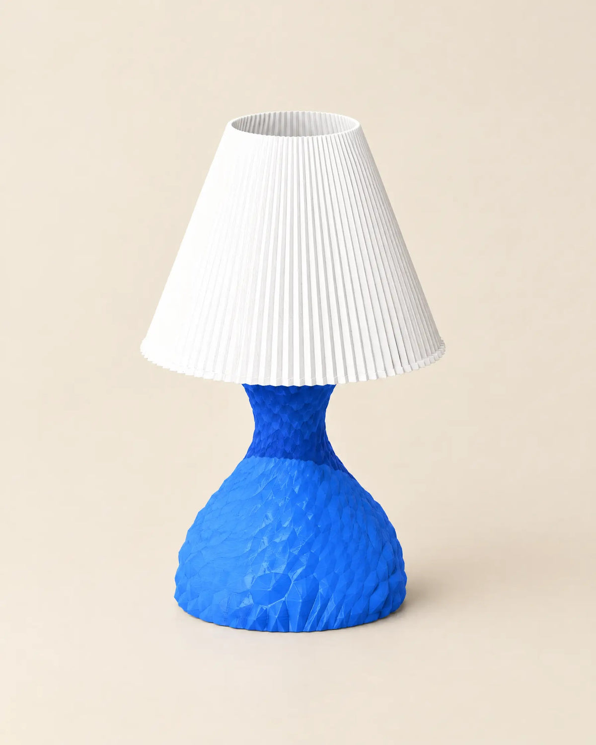 Faceted Base Table Lamp