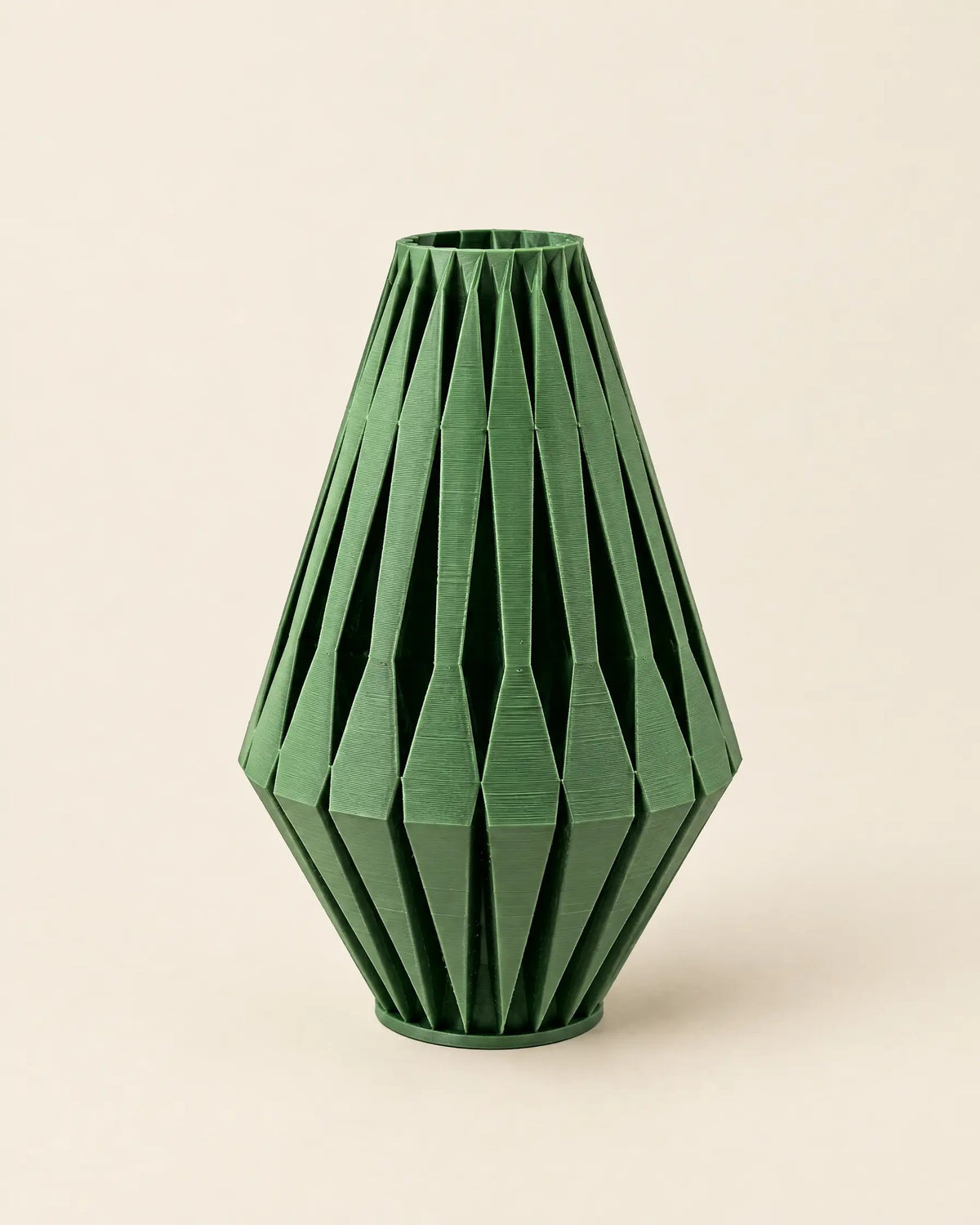 Fin Diamond Vase