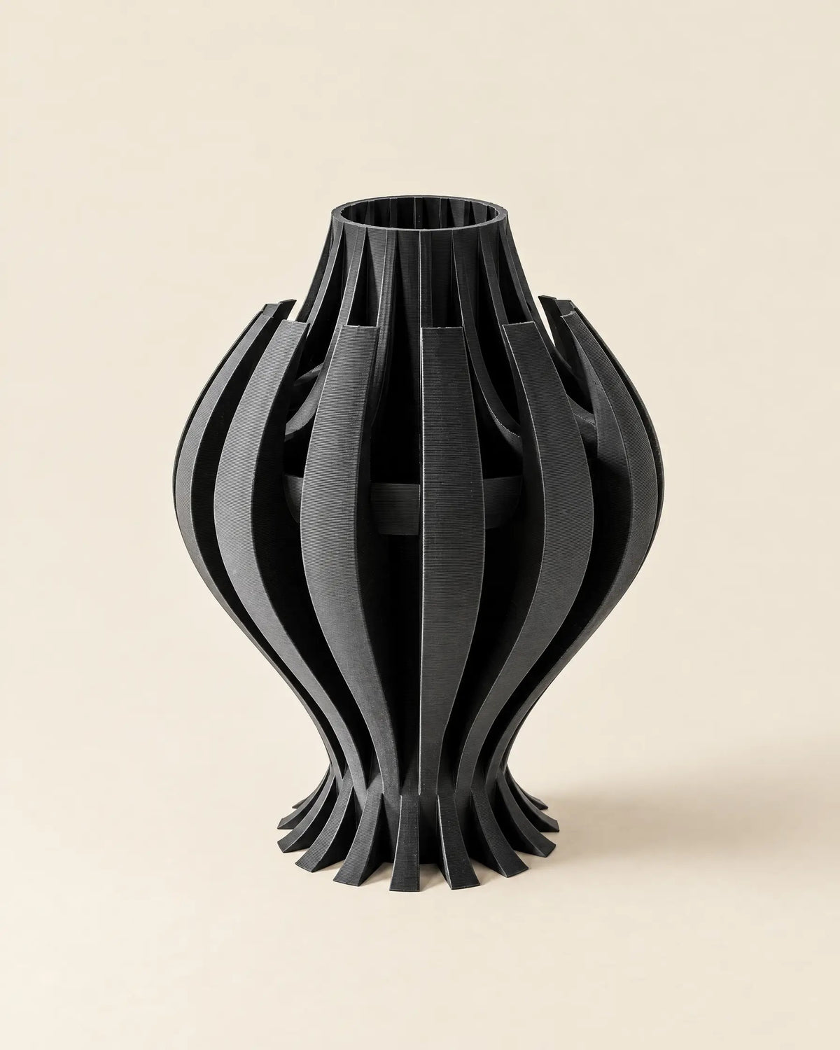 Fin Lobe Vase