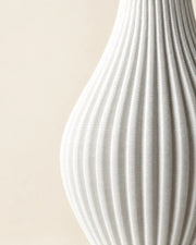 Fine Rib Teardrop Vase – close-up of the printed texture