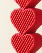 Heart Stack Vase – close-up of the printed texture