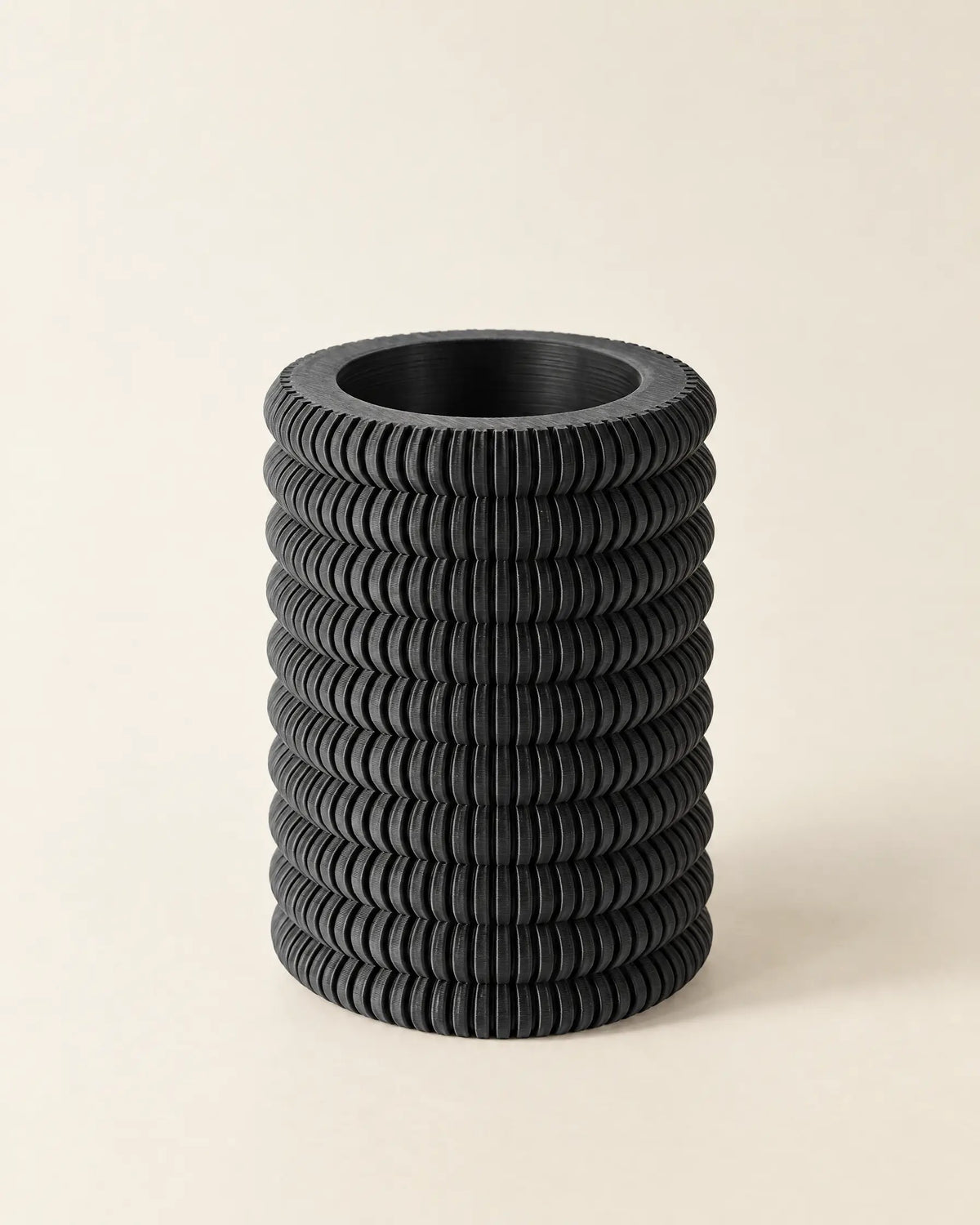 Knurl Pen Cup