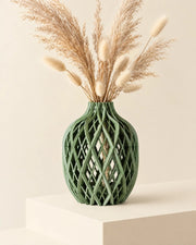 Lattice Bottle Vase – styled in use