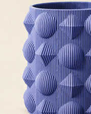 Orbicube vase – close-up of the printed texture