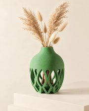 Oval Cut Vase – styled in use