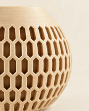 Oval Mesh Planter – close-up of the printed texture