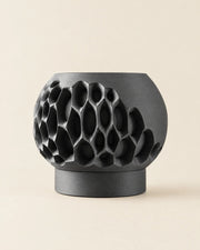 Pore Globe Planter – front view