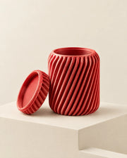 Rib Canister – styled in use