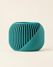 Sweep Fin Planter – front view